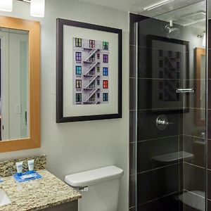 Executive Studio Suite Two Double Beds